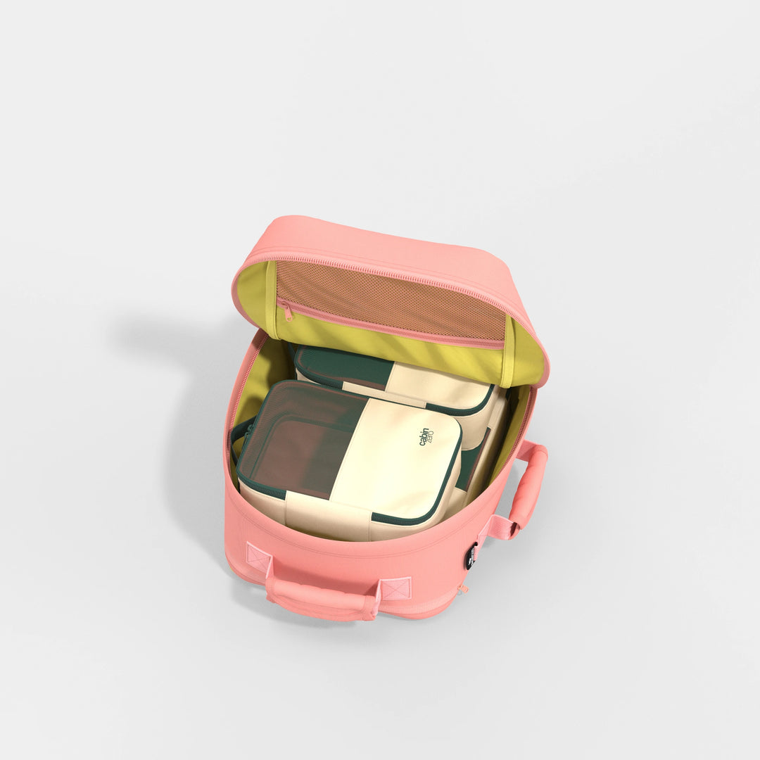 CABINZERO Classic Tech Backpack 28L