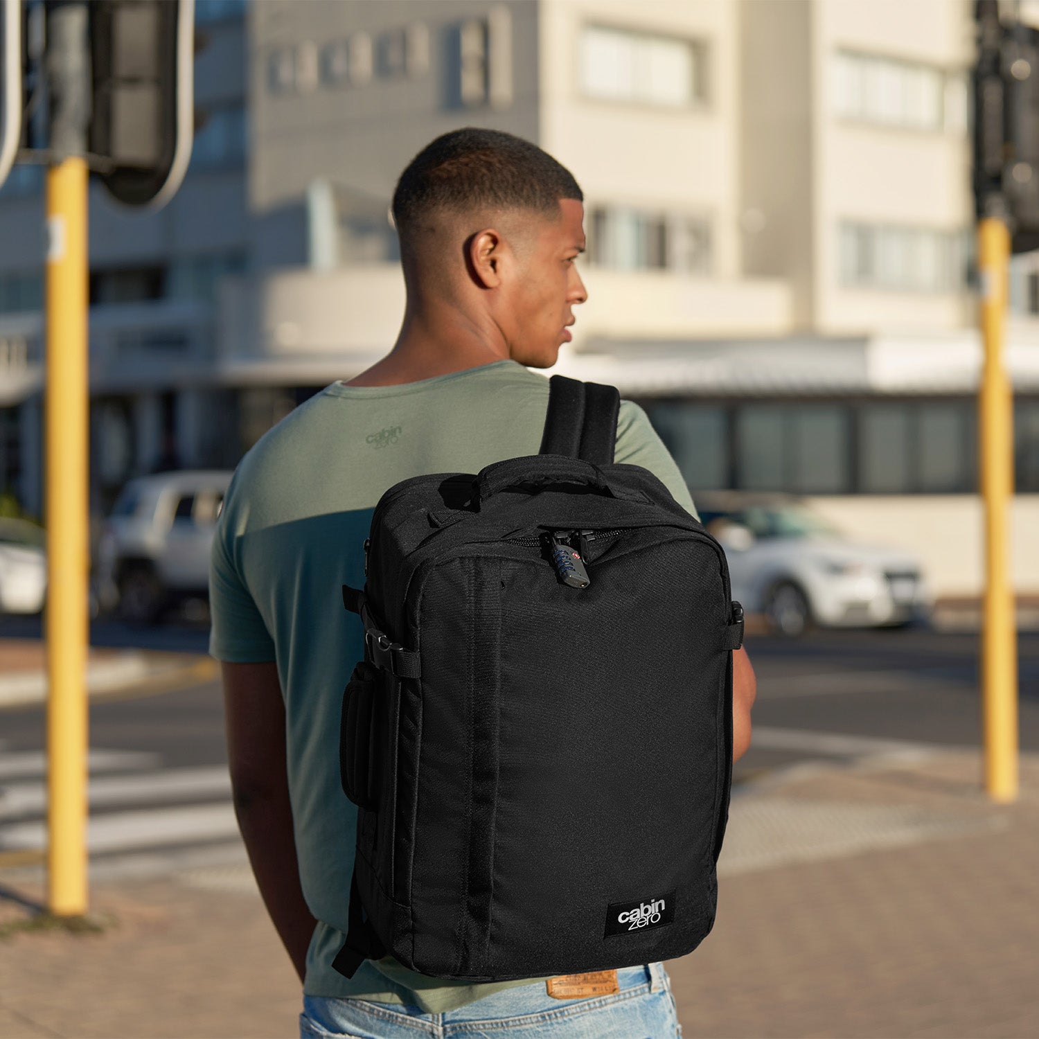 cabinzero classic 36l travel laptop backpack Classic Tech Backpack 36L