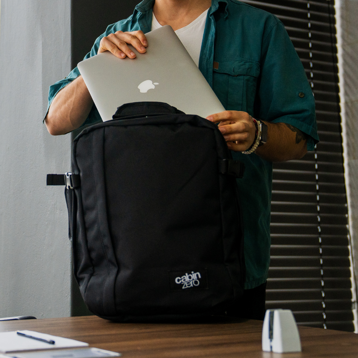 cabinzero classic 28l travel laptop backpack Classic Tech Backpack 28L