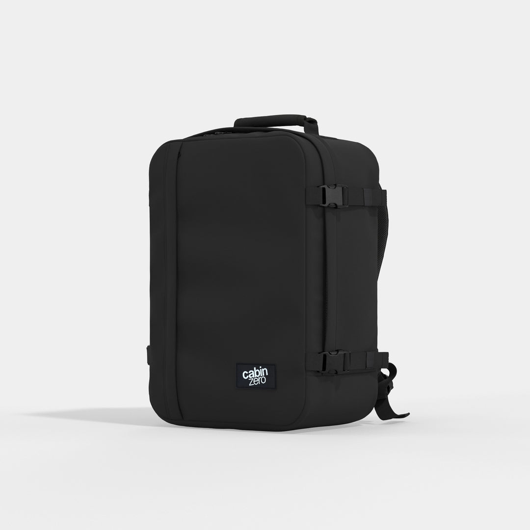 cabinzero classic 36l travel laptop backpack 🦈🌊 Shark Week is this backpack is not Model:Fortis 160 Artifical