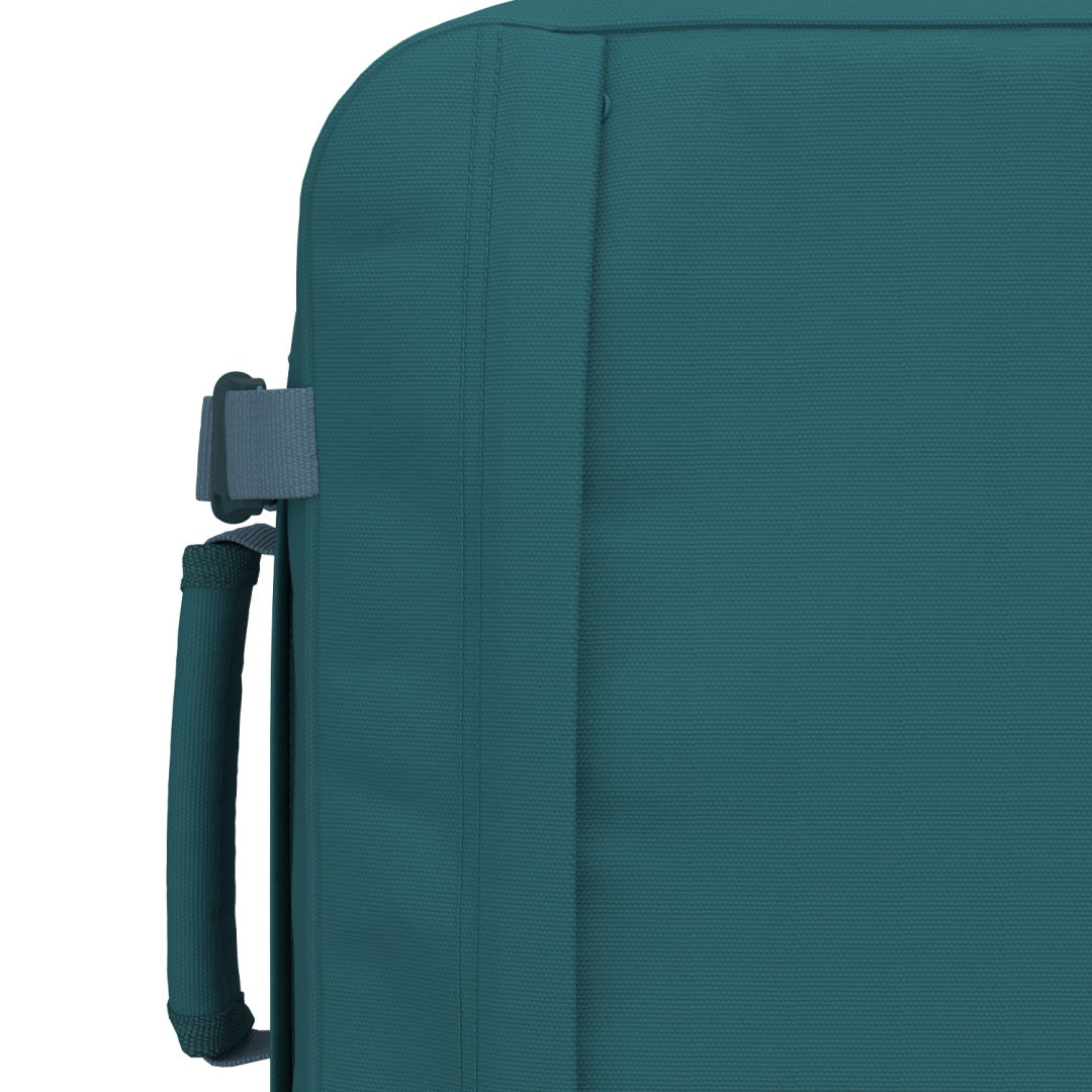 Classic Backpack 28L Aruba Blue