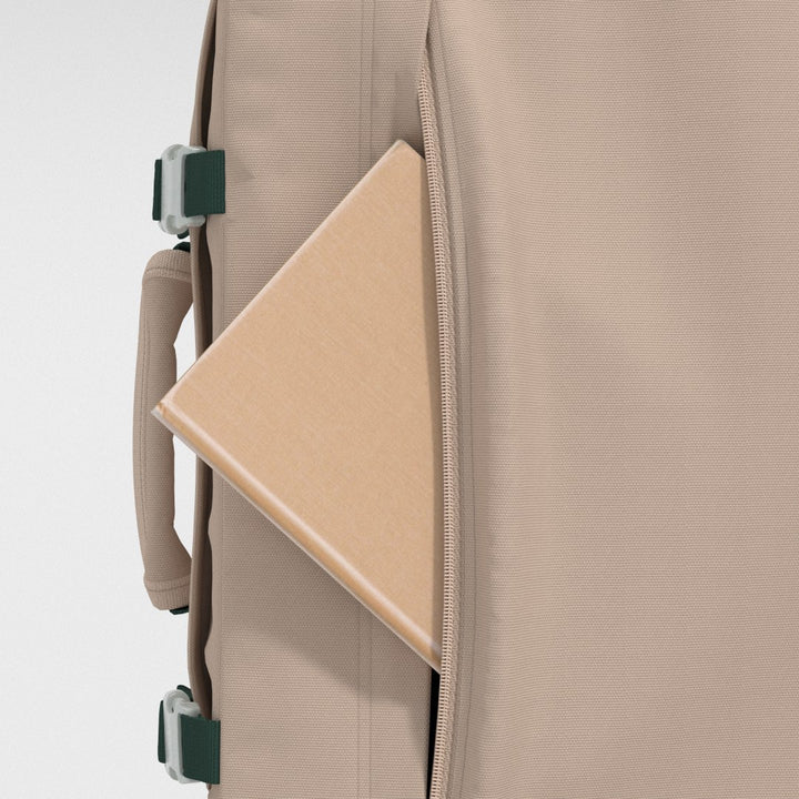 バッグ Cabin Backpack 36L Cebu Sands Classic Backpack & Rucksack - 36L Cebu Sands | CABINZERO