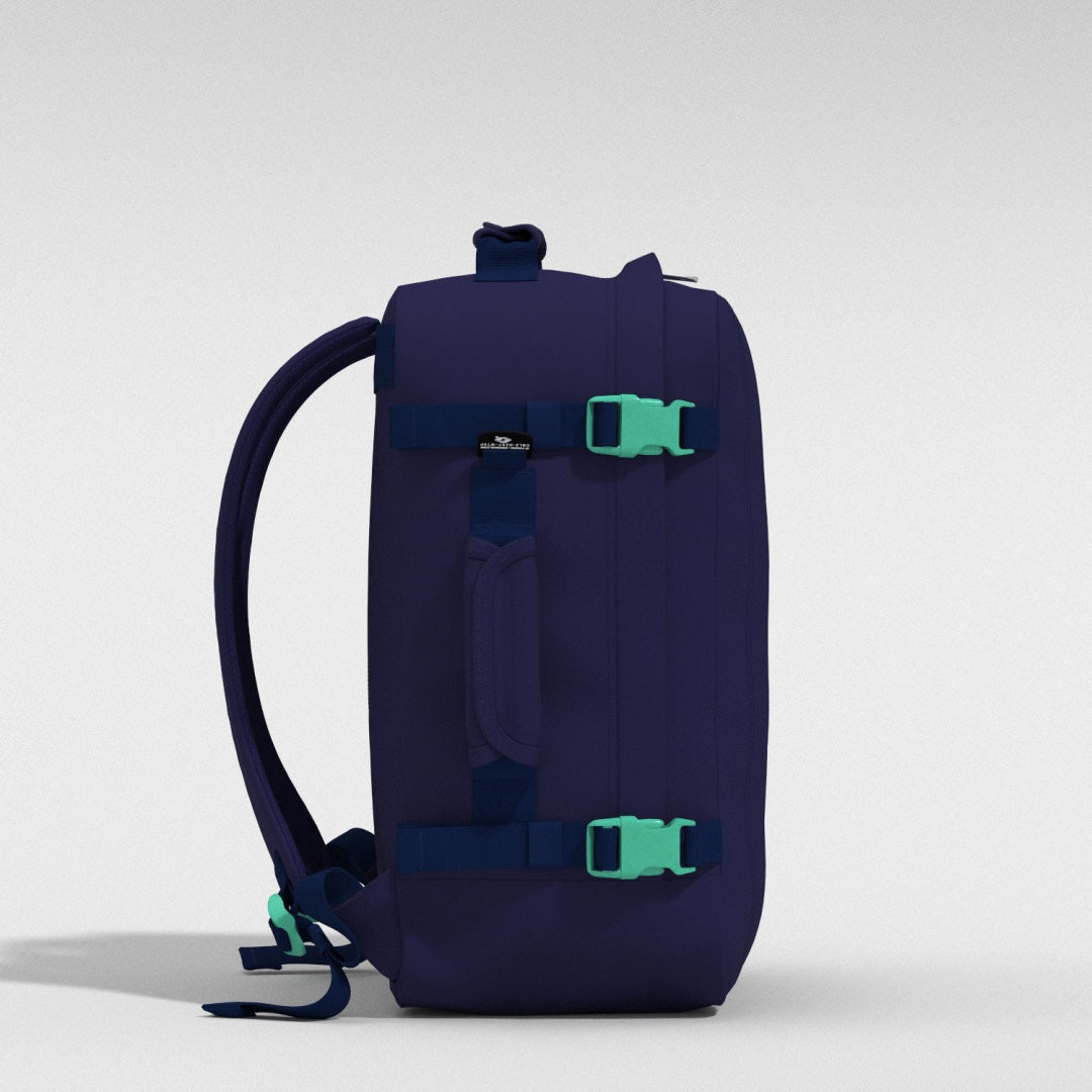 Military 36L バックパック • Galaxy | CABINZERO キャビンゼロ