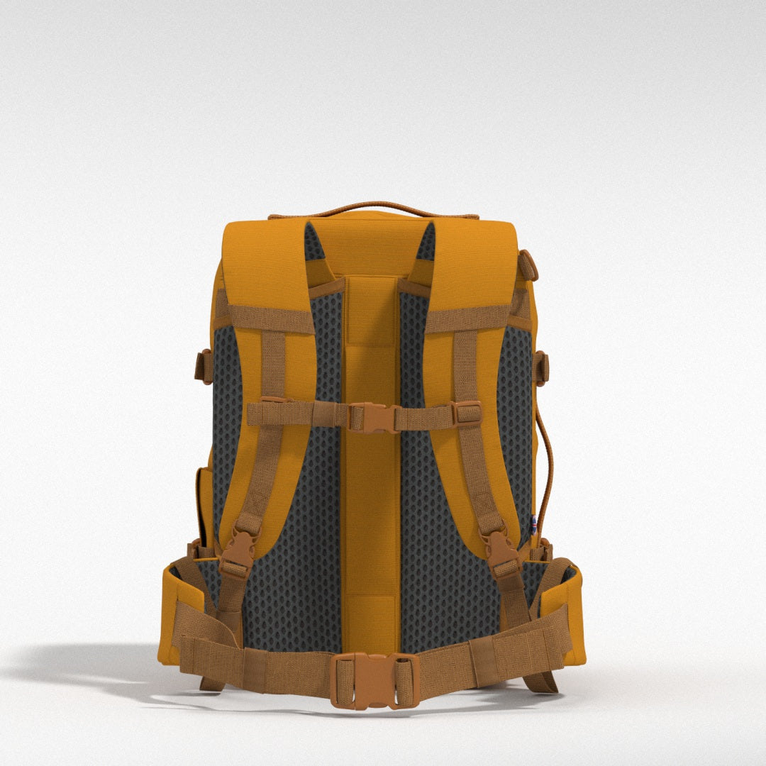 リハーズオール Classic Pro Backpack - 32L Orange Chill | CABINZERO