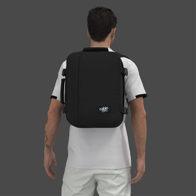 Classic Backpack 28L Absolute Black