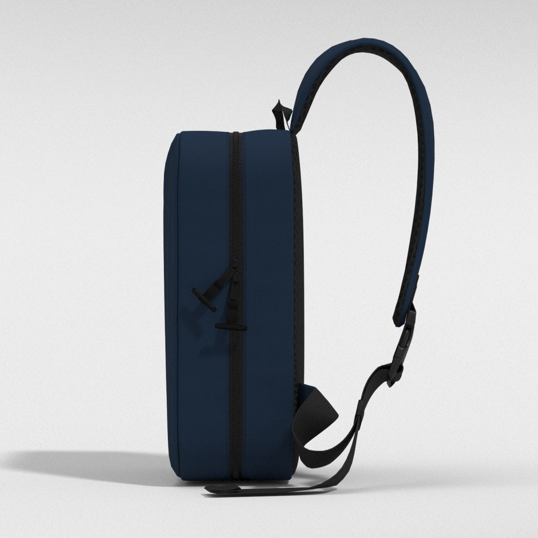 Classic CrossBody Bag 11L Navy