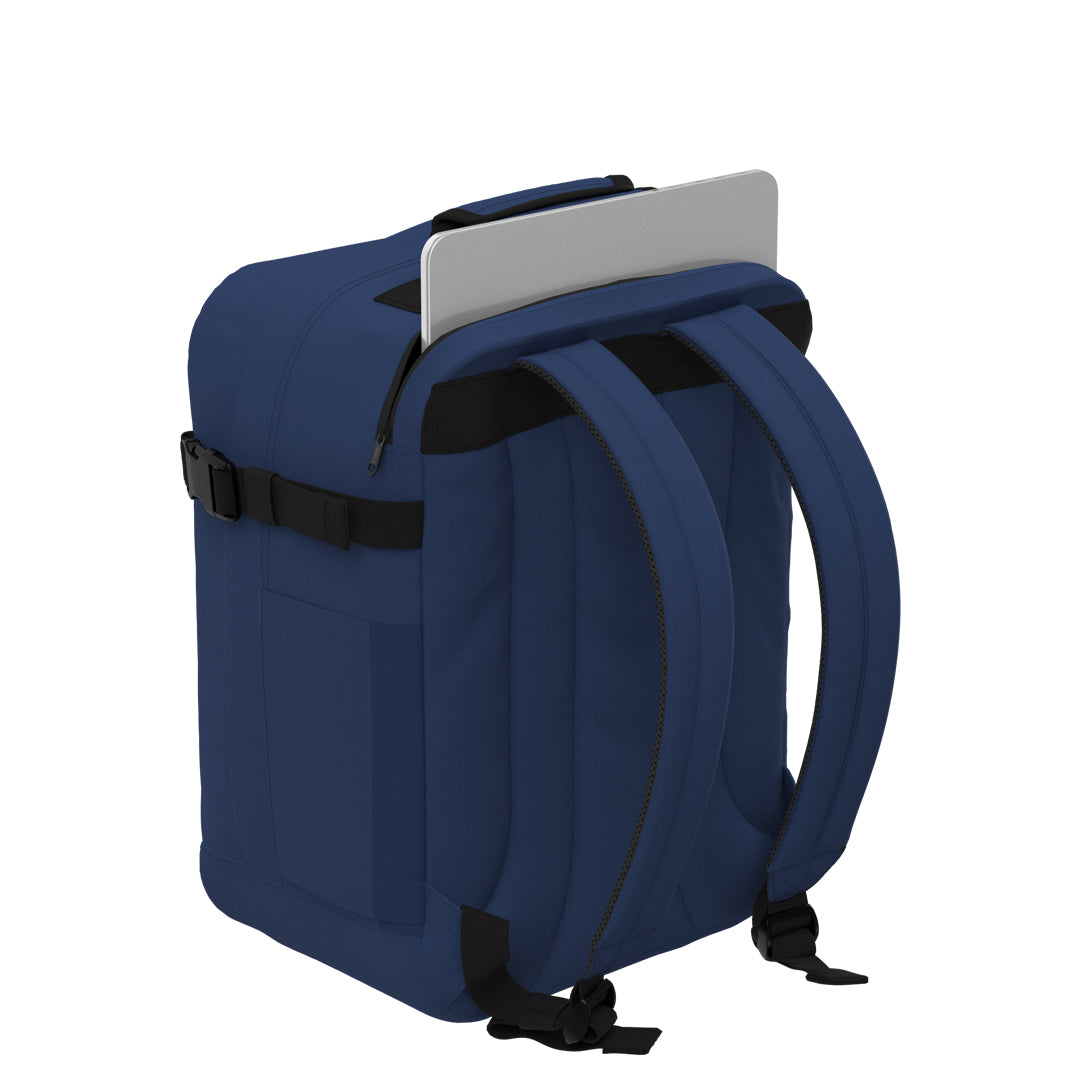 Classic Tech Backpack 28L Navy